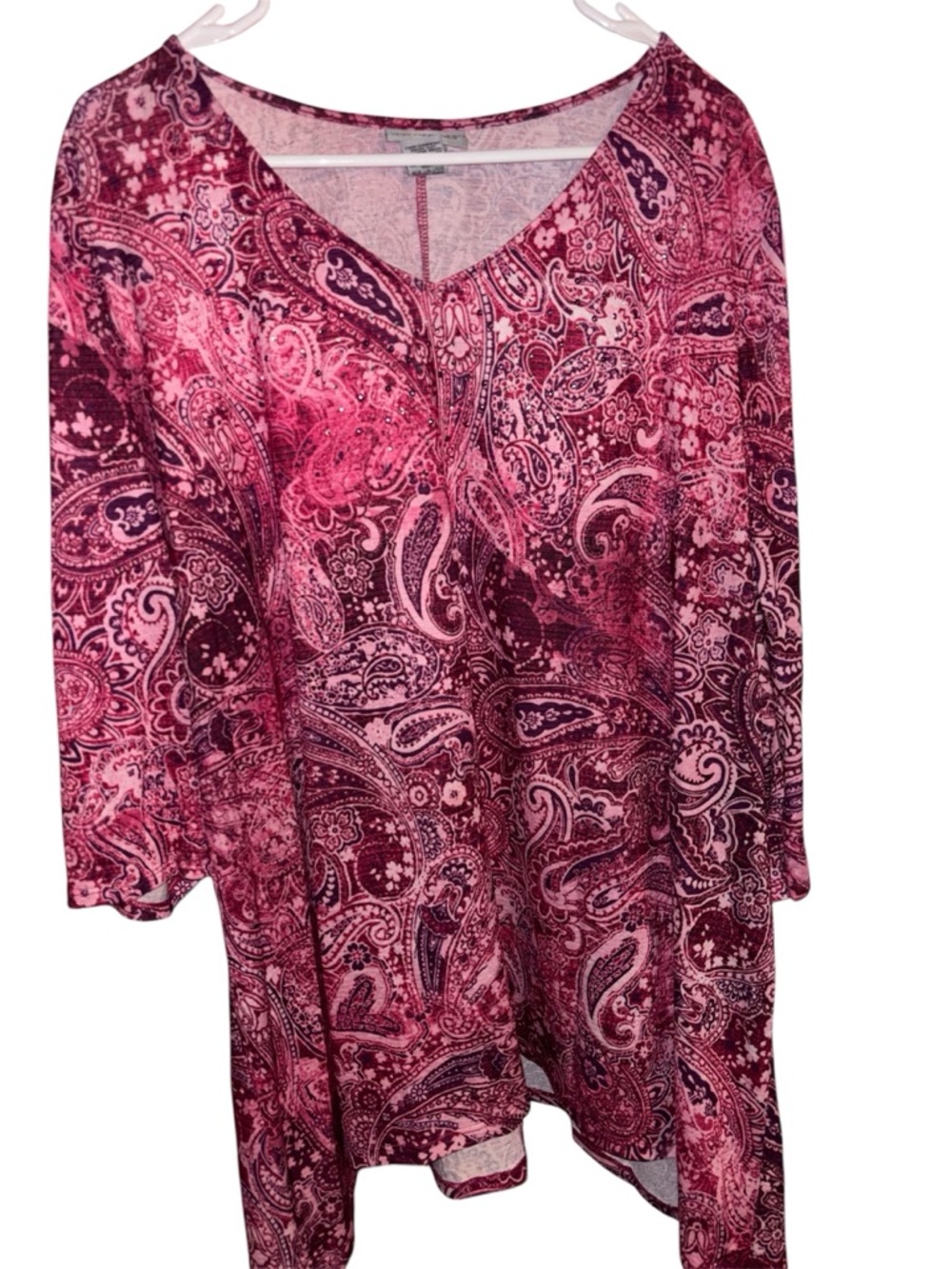 Catherines Women's Pink Paisley V-Neck Tunic Top With Bling